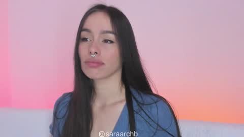 Snapshot of saraarchbould chatting on 11.30.25 Sara online show from 11.30.25