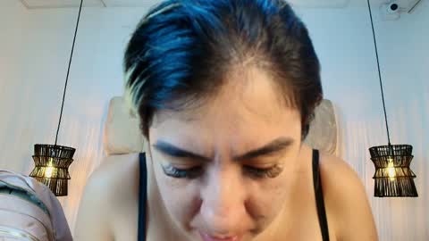 Snapshot of sarablonde_t chatting on 04.07.26 sarablonde_t online show from 04.07.26