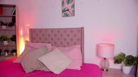 Sarada Parker online show from 12.17.24