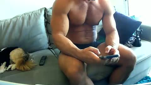 Snapshot of saradoflexx chatting on 11.12.25 Briccio online show from 11.12.25