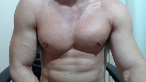 saradorj92 online show from 02.15.26