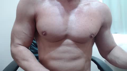 saradorj92 online show from 03.11.26