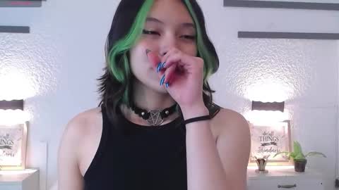 Snapshot of sarah_cute028 chatting on 02.21.26 Sarah online show from 02.21.26