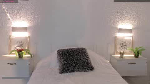 Sarah online show from 04.03.26