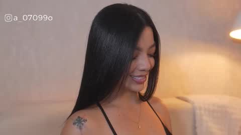 Snapshot of sarah_hiill chatting on 02.11.26 online show from 02.11.26