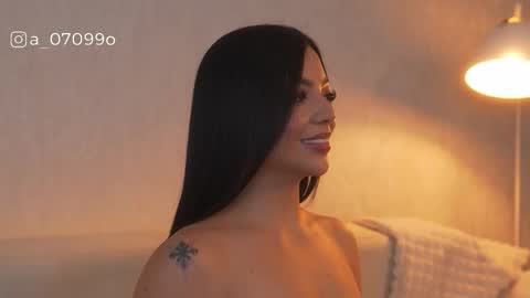 Snapshot of sarah_hiill chatting on 02.19.26 online show from 02.19.26