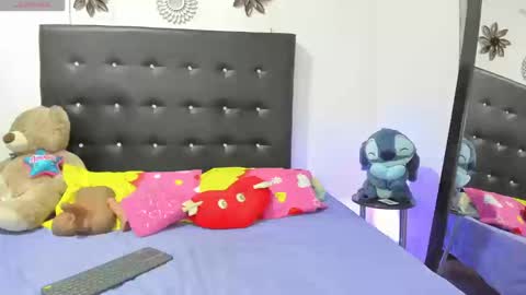 sarah_lowee online show from 03.19.26
