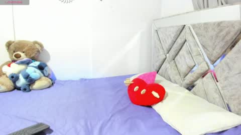 Snapshot of sarah_lowee chatting on 04.29.26 sarah_lowee online show from 04.29.26