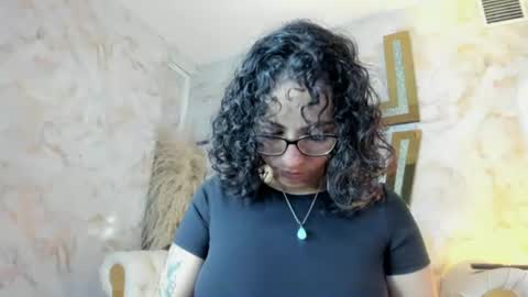 Sarah online show from 06.26.26