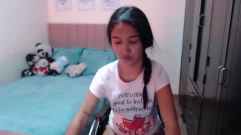 Sarah online show from 12.04.24