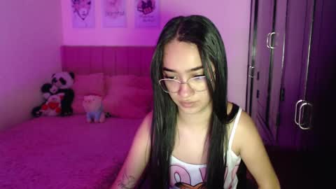 Sarah online show from 02.04.25