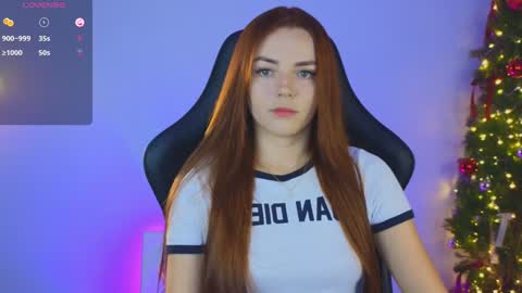 Snapshot of sarah_swtt chatting on 12.27.24 - next broadcast 28 nov 7 pm Col online show from 12.27.24