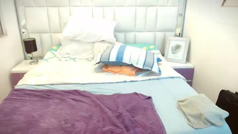 SarahBowiie online show from 10.23.25