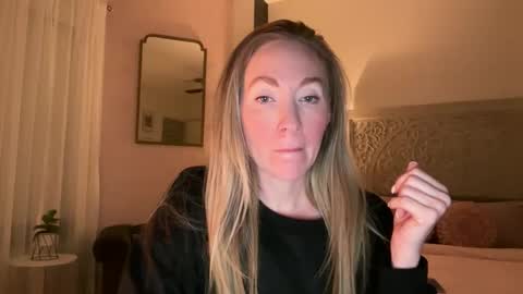 Snapshot of sarahgiroux86 chatting on 06.02.26 Sarah online show from 06.02.26