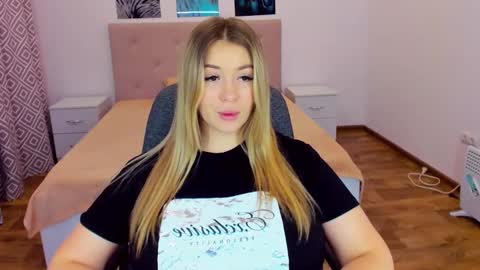 Sarah online show from 12.16.24