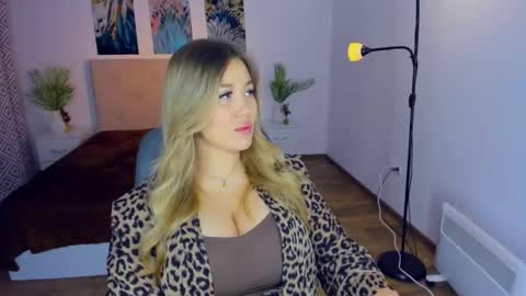 Sarah online show from 01.17.25