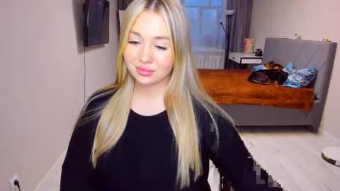 Sarah online show from 04.15.26