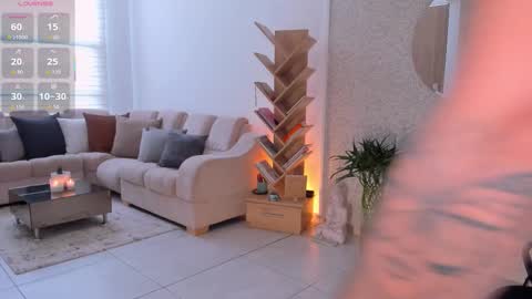 Sarah online show from 02.02.26