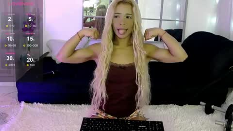 Snapshot of sarahraiynex chatting on 05.23.26 sarahraiynex online show from 05.23.26