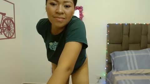 Snapshot of sarahsweetty chatting on 11.21.25 Sarah online show from 11.21.25