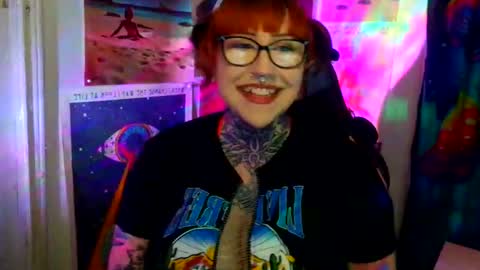 Snapshot of saraht666 chatting on 05.16.26 Sarah T online show from 05.16.26