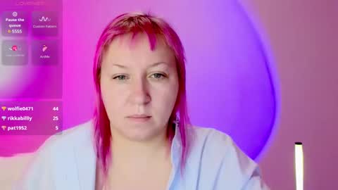 Snapshot of sarakatherin chatting on 01.17.25 Sara online show from 01.17.25