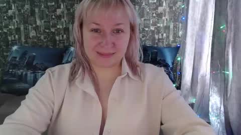 Snapshot of sarakatherin chatting on 02.03.25 Sara online show from 02.03.25