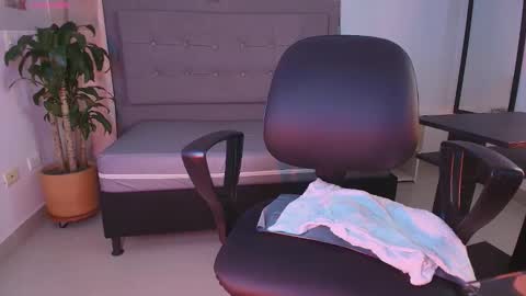 SARA online show from 11.05.25