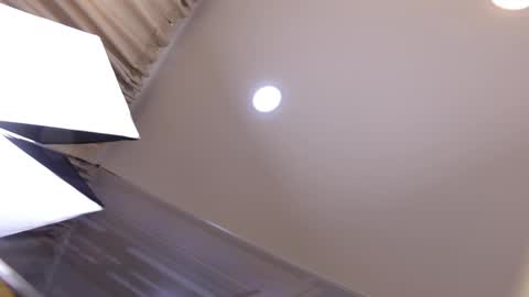 Sara Lugo  online show from 03.02.26