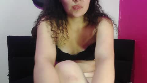 saralunabelfort online show from 05.24.26
