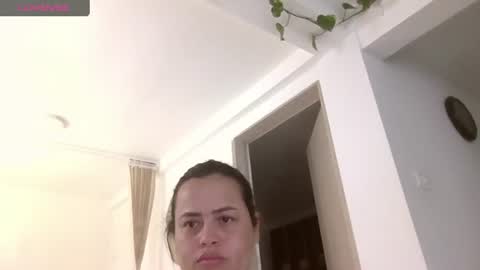 sara martinez online show from 07.05.26