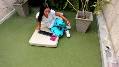 Sara online show from 07.26.26