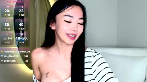 Mia online show from 12.14.24