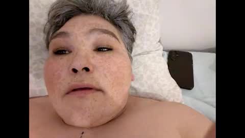 sarastar1986 online show from 04.14.26