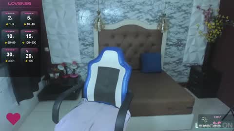 Snapshot of saraymilk chatting on 02.06.26 Saray online show from 02.06.26