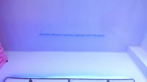 Snapshot of sarayroyse chatting on 02.22.25 Saray online show from 02.22.25