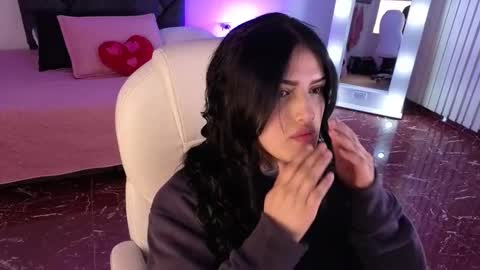 Sari  online show from 09.21.25