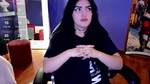 Sari  online show from 11.23.25