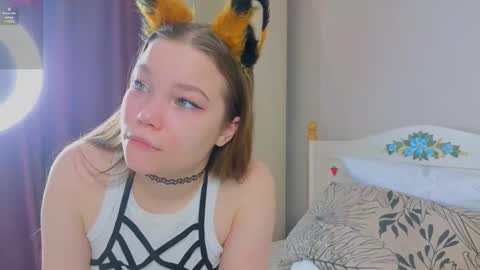 Snapshot of saridesutter chatting on 03.03.26 saridesutter online show from 03.03.26