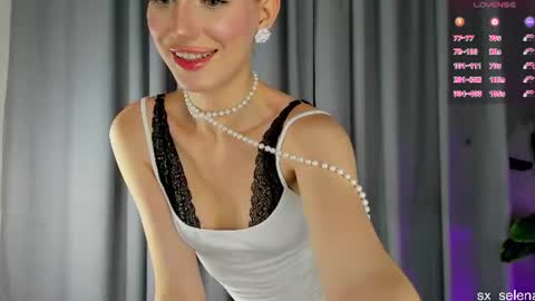 Your Selena 3 online show from 06.13.26