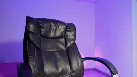 Snapshot of sarima420 chatting on 02.25.25 Sarima and Leo online show from 02.25.25