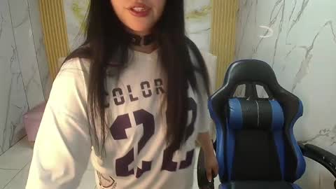 Snapshot of sarita_09_s chatting on 04.20.26 Sara online show from 04.20.26