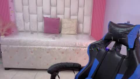 Snapshot of sarita_09_s chatting on 05.12.26 Sara online show from 05.12.26