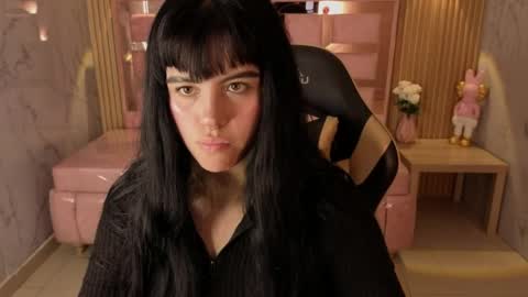 Snapshot of sarita_09_s chatting on 05.14.26 Sara online show from 05.14.26
