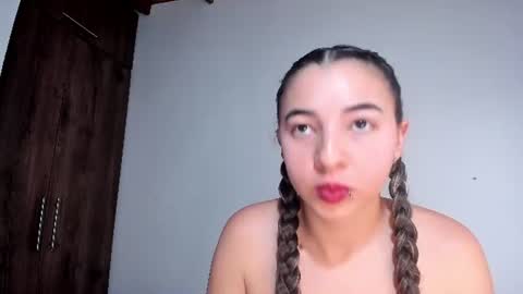 Snapshot of sarita_browns chatting on 07.18.26 zarita online show from 07.18.26