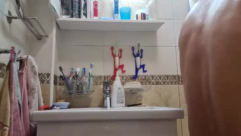 Eldak23 online show from 12.24.24