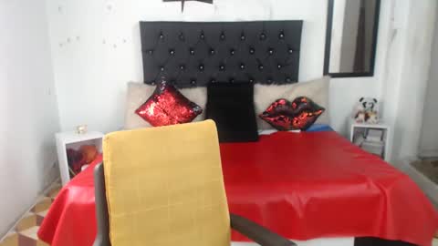 Snapshot of sasha_maturee chatting on 12.31.24 sasha maturee online show from 12.31.24