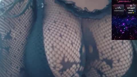 sashafoxy_ online show from 04.16.26