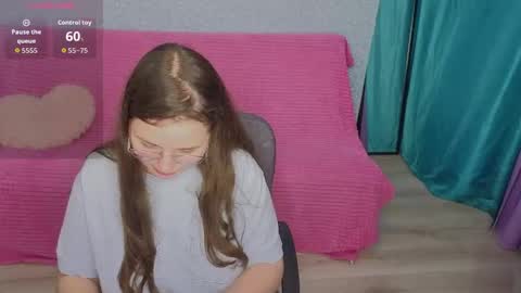 Snapshot of sashavibe chatting on 05.14.26 Sasha online show from 05.14.26