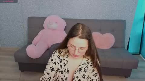 Snapshot of sashavibe chatting on 06.03.26 Sasha online show from 06.03.26